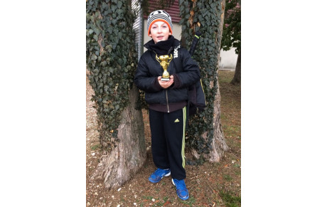 Aaron remporte le tournoi de Miribel